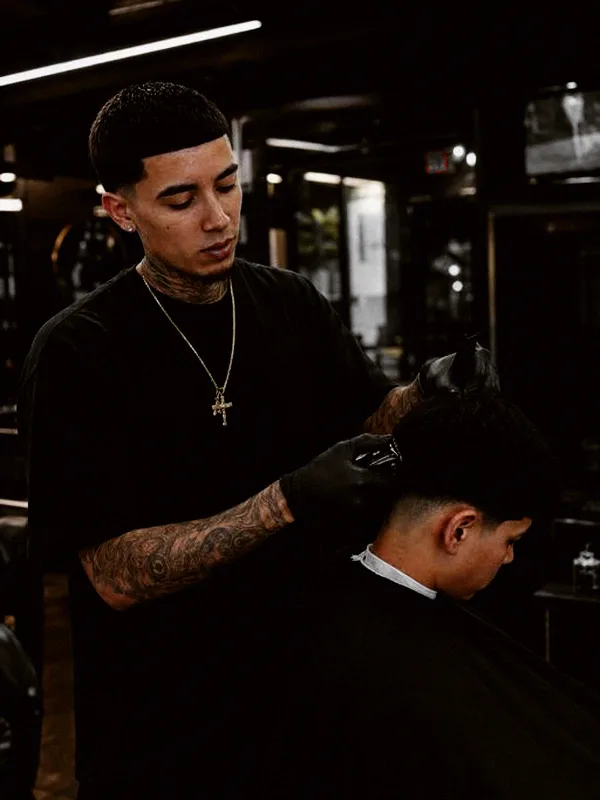 Joshua, barber at Mad Barbers Avalon Park